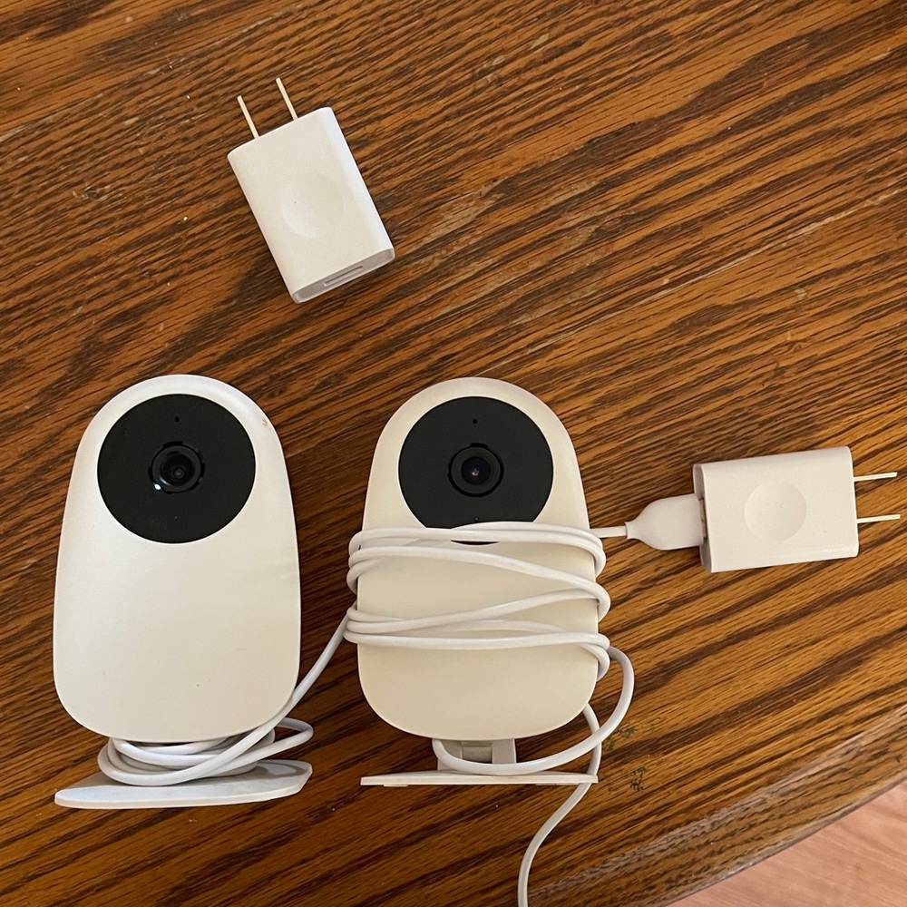 Brand New. Only used one week. Perfect for my elderly grandpa. Video twoway talk